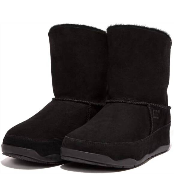 FITFLOP Shoes - NEW FITFLOP women's mukluk shorty boots in black suede